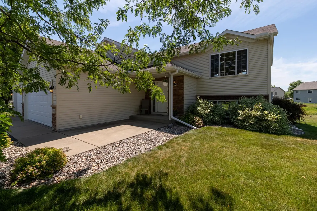 515 Elena LN, Saint Joseph, MN 56374
