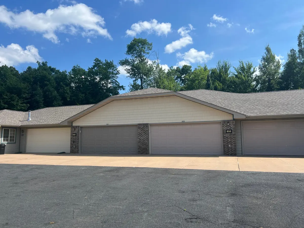 1571 Forest ST, Cumberland, WI 54829