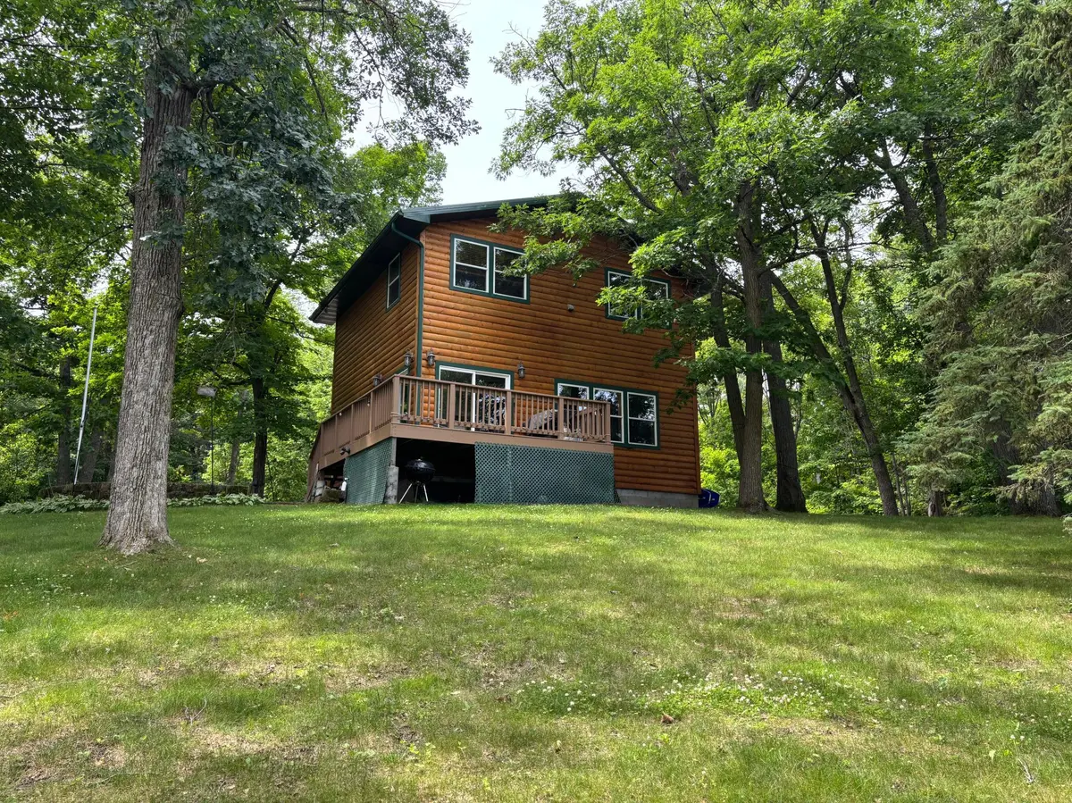 24188 Vacation LN, Rochert, MN 56578