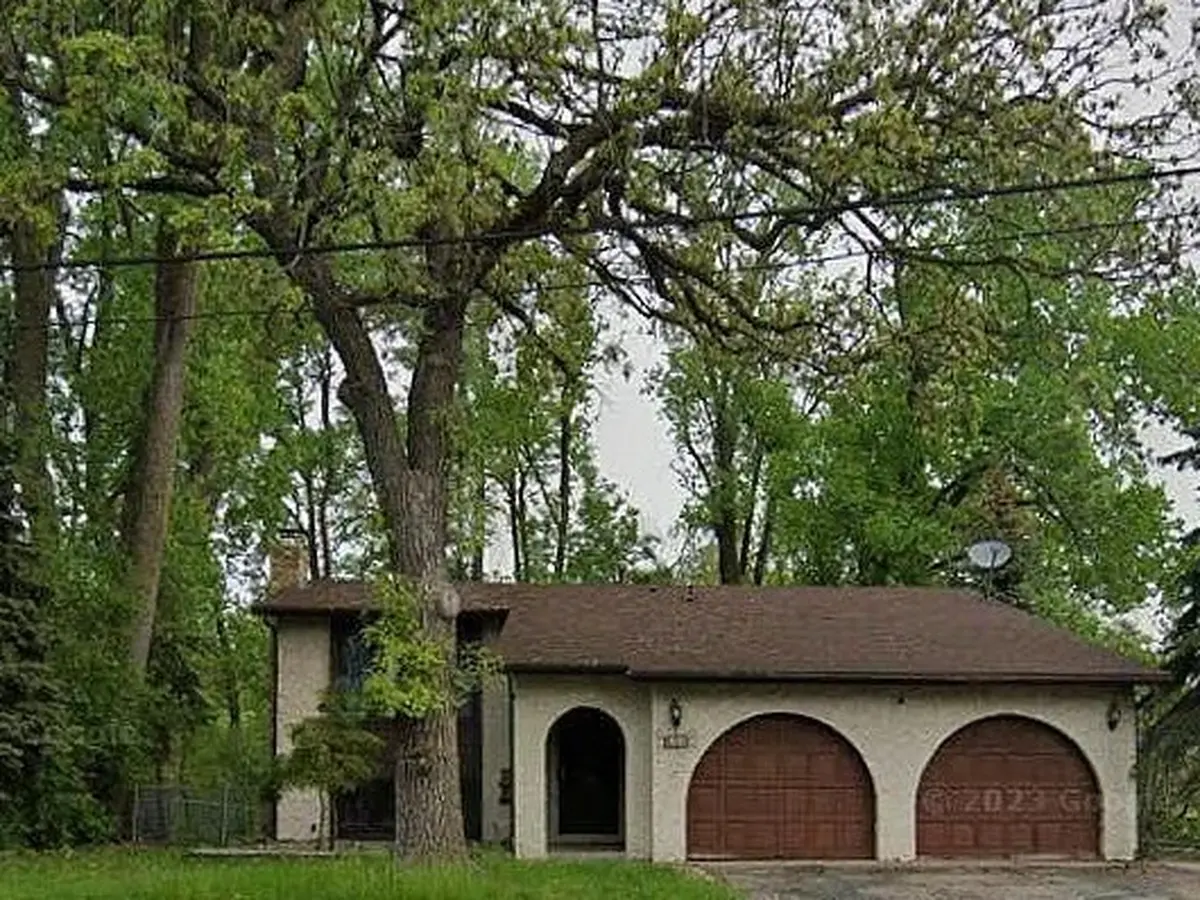 404 Cimarron RD, Apple Valley, MN 55124