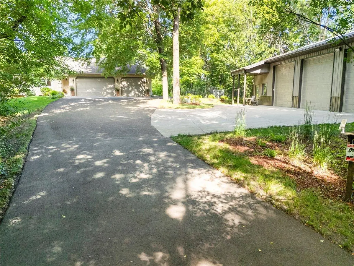 21824 Quincy ST NE, Cedar, MN 55011