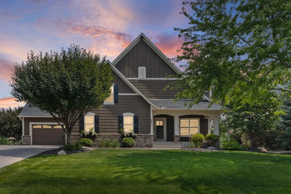 2971 Fairway DR, Chaska, MN 55318