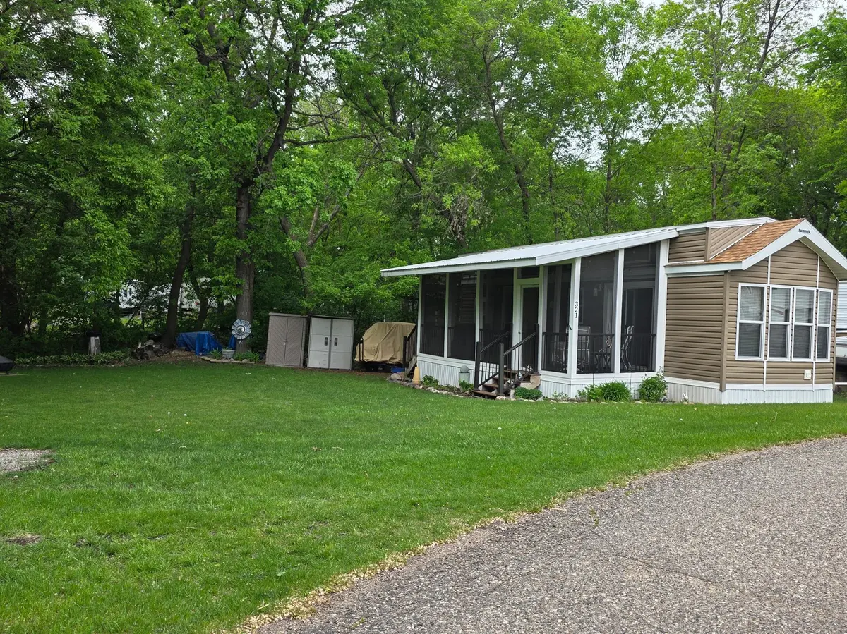 2945 County Road 4 SW #321, Cokato, MN 55321