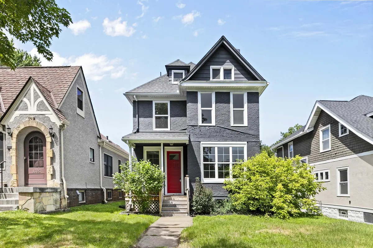 1323 Lincoln AVE, Saint Paul, MN 55105