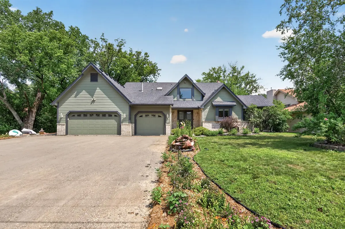 7640 Douglas DR N, Brooklyn Park, MN 55443