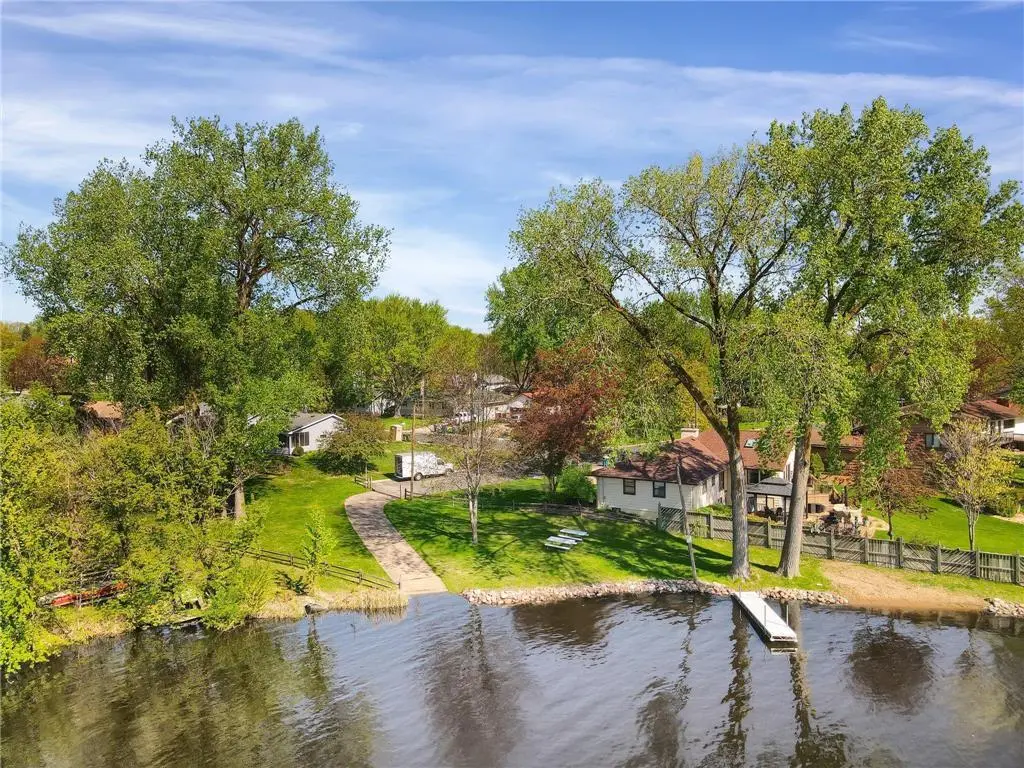 1534 17th ST NW, New Brighton, MN 55112