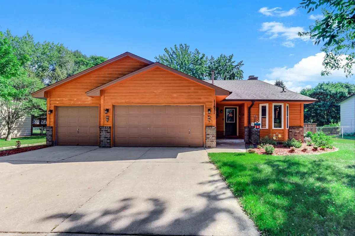 11831 Kerry ST NW, Coon Rapids, MN 55433