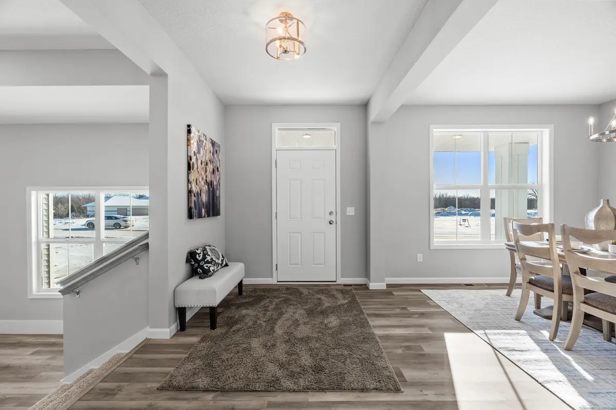 913 Buffalo ST NW, Delano, MN 55328