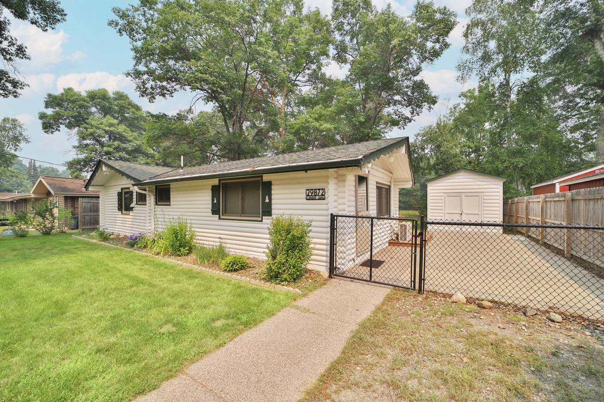 29872 Canary LN, Breezy Point, MN 56472