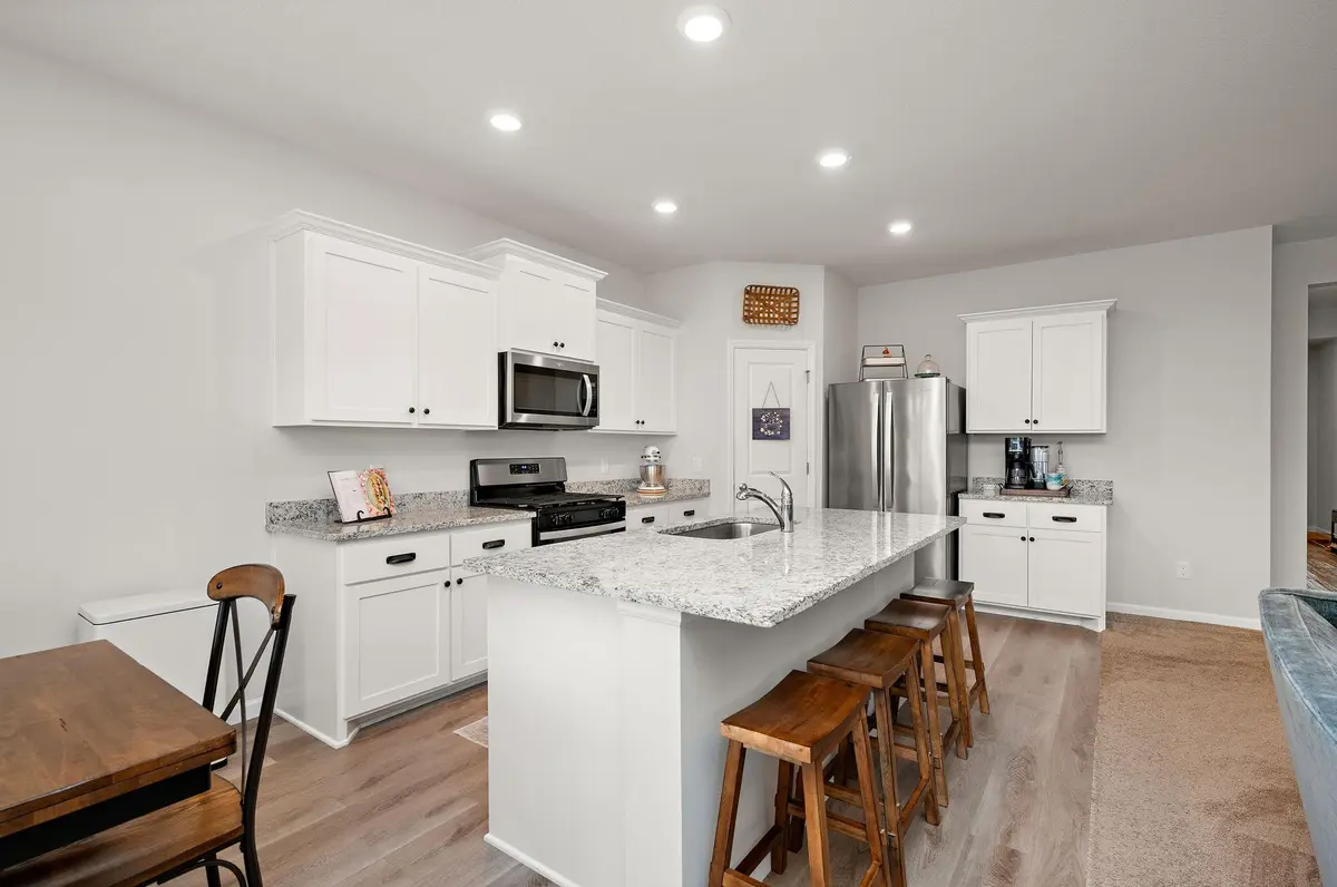 10188 Twin Lakes Pkwy NW, Elk River, MN 55330