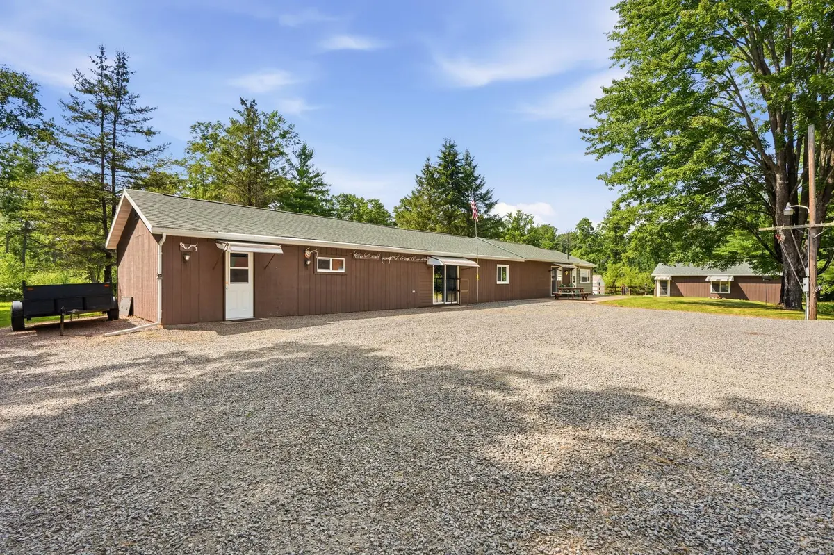 N4499 Columbia AVE, Neillsville, WI 54456
