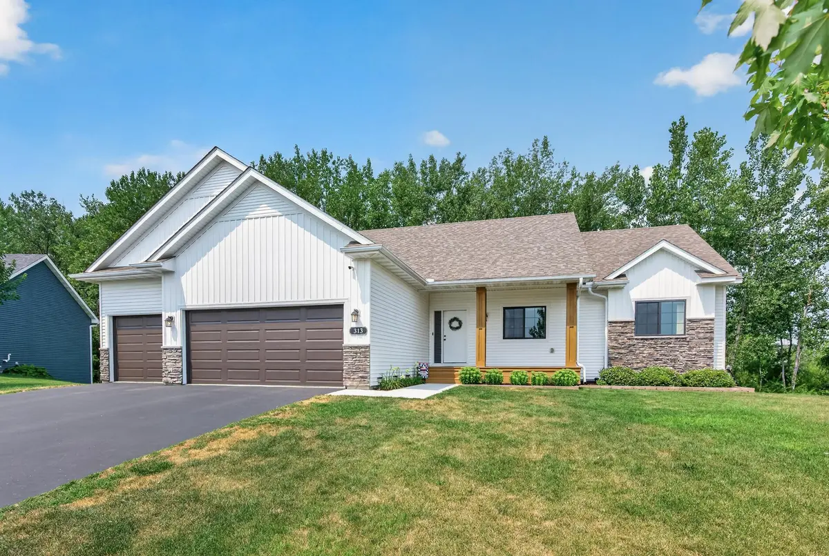 313 Lachermeier LN, Waverly, MN 55390