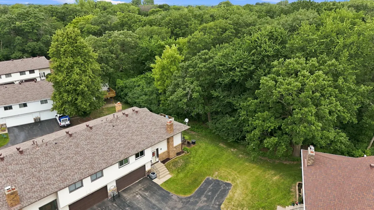 1711 Hickory Hill DR, Eagan, MN 55122