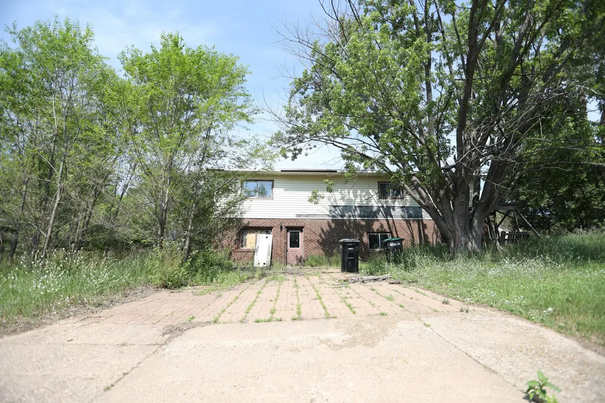 701 9th ST NE, Little Falls, MN 56345