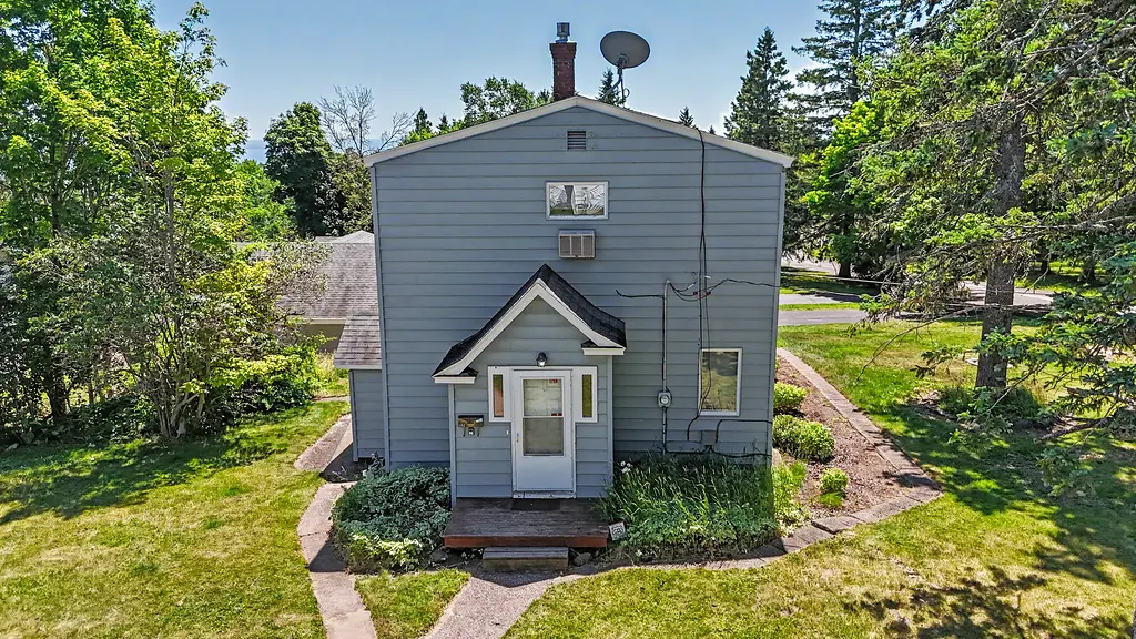 502 Park ST, Duluth, MN 55803