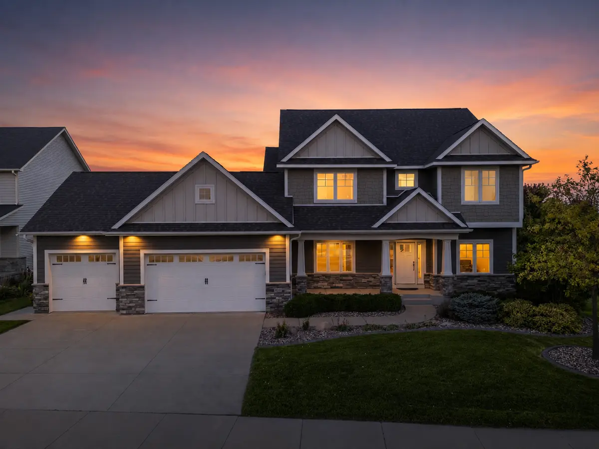 959 Southwell Enclave NE, Byron, MN 55920