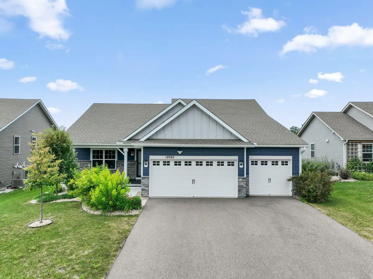 18085 Heirloom CT, Lakeville, MN 55044