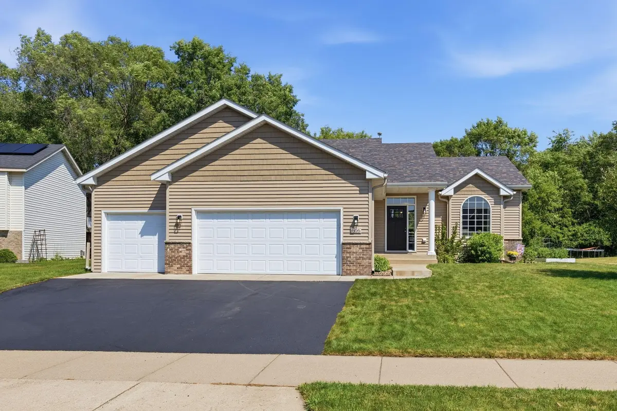 806 3rd AVE SE, Cold Spring, MN 56320