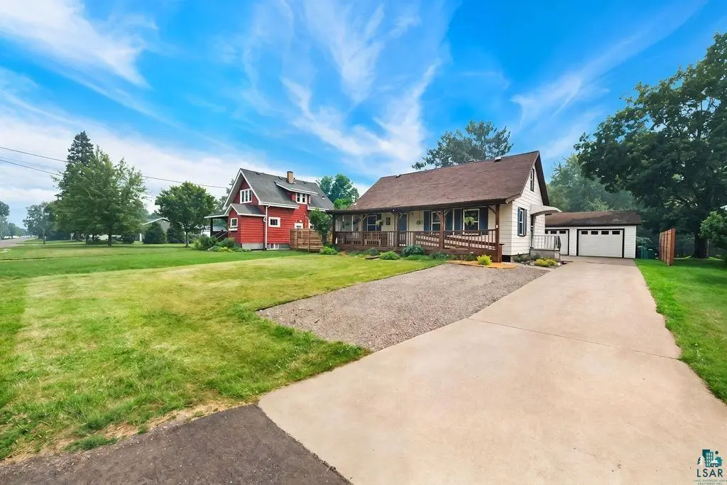 220 E Locust ST, Duluth, MN 55811