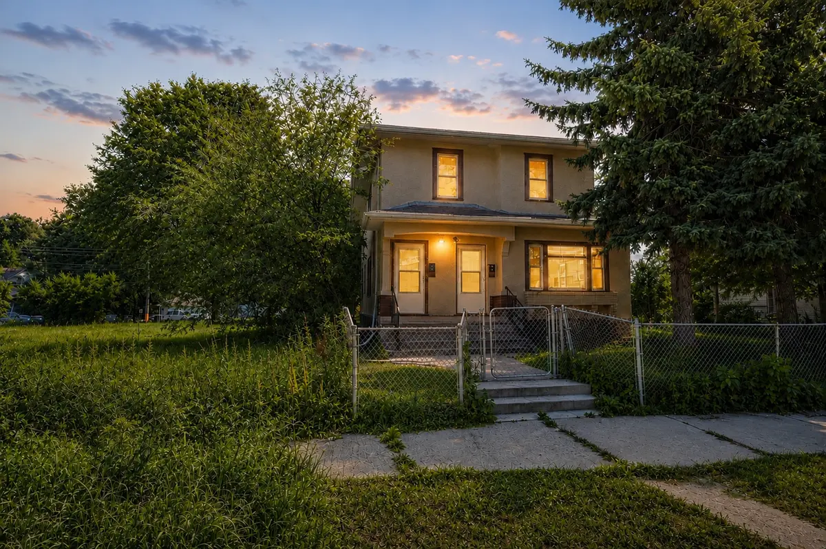 2122 N 6th ST, Minneapolis, MN 55411