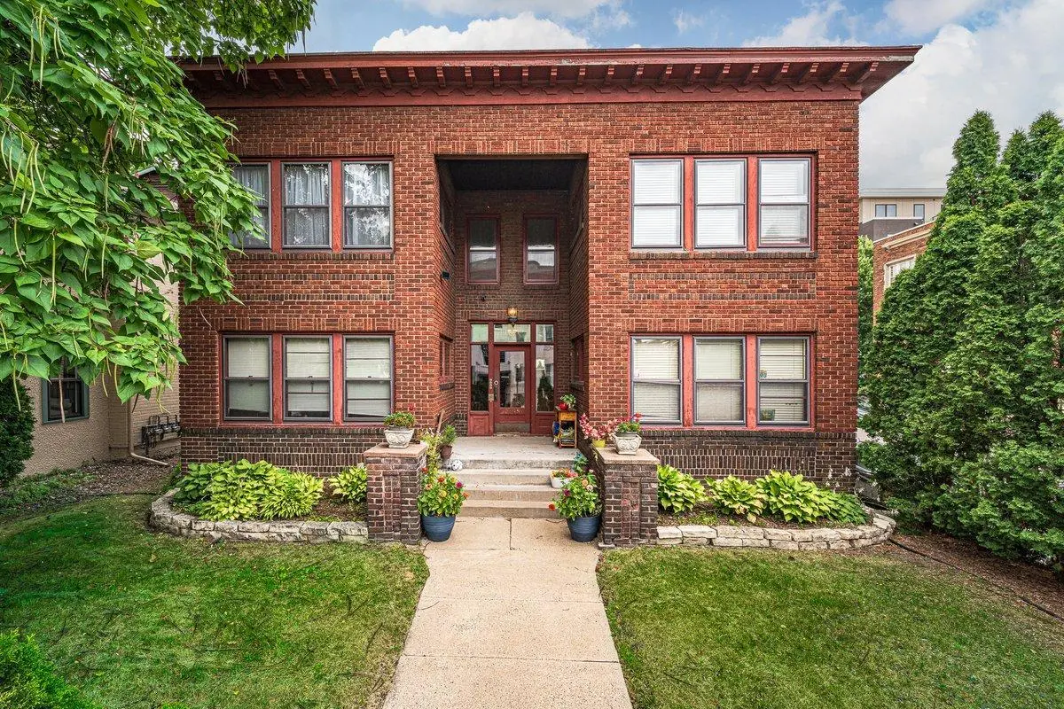 2895 James AVE S #4, Minneapolis, MN 55408