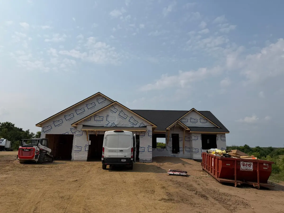 647 210th AVE, Somerset, WI 54025