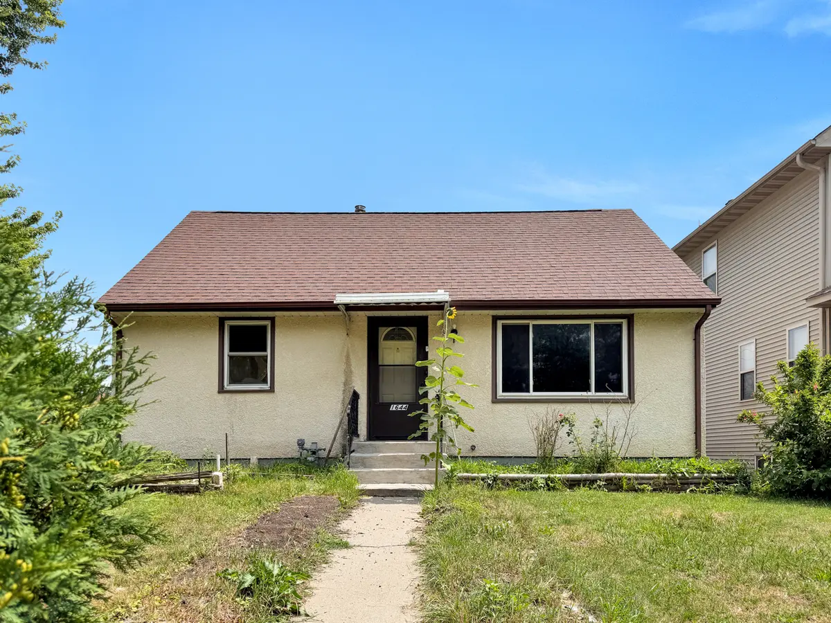 1644 Woodbridge ST, Saint Paul, MN 55117