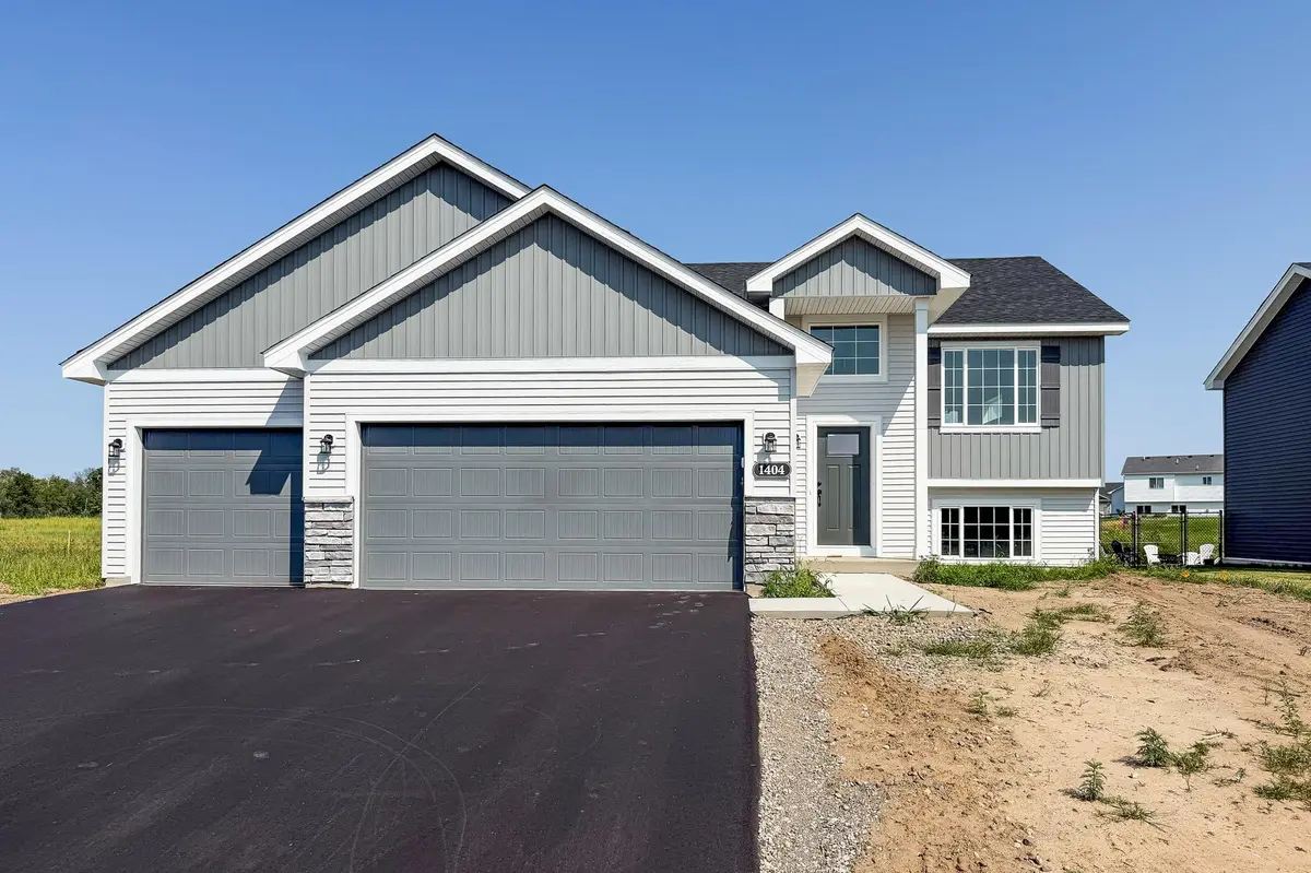 1404 Woods RD NE, Isanti, MN 55040