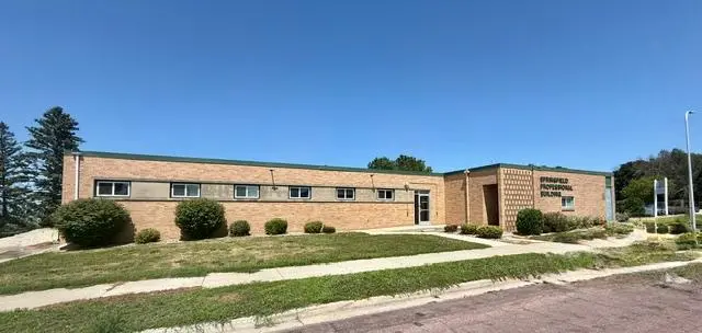 602 N Jackson AVE, Springfield, MN 56087