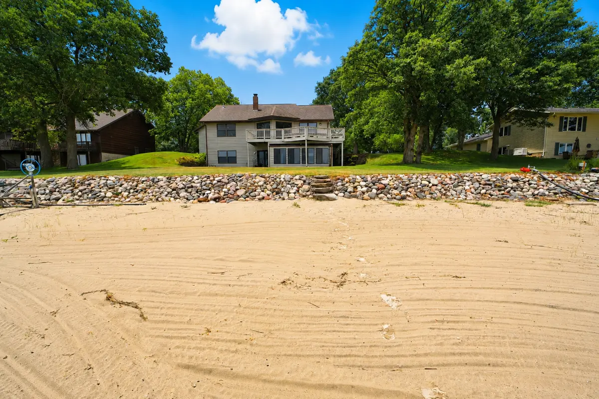 13541 Maplewood DR, Baxter, MN 56425