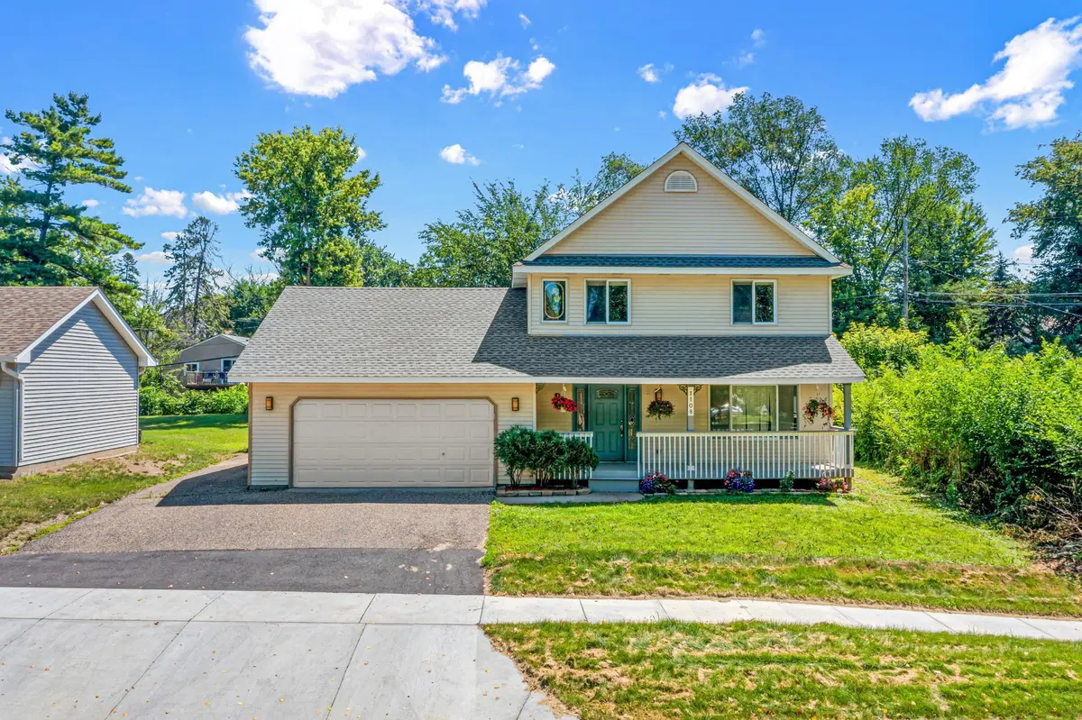 1108 Mackubin ST, Saint Paul, MN 55117