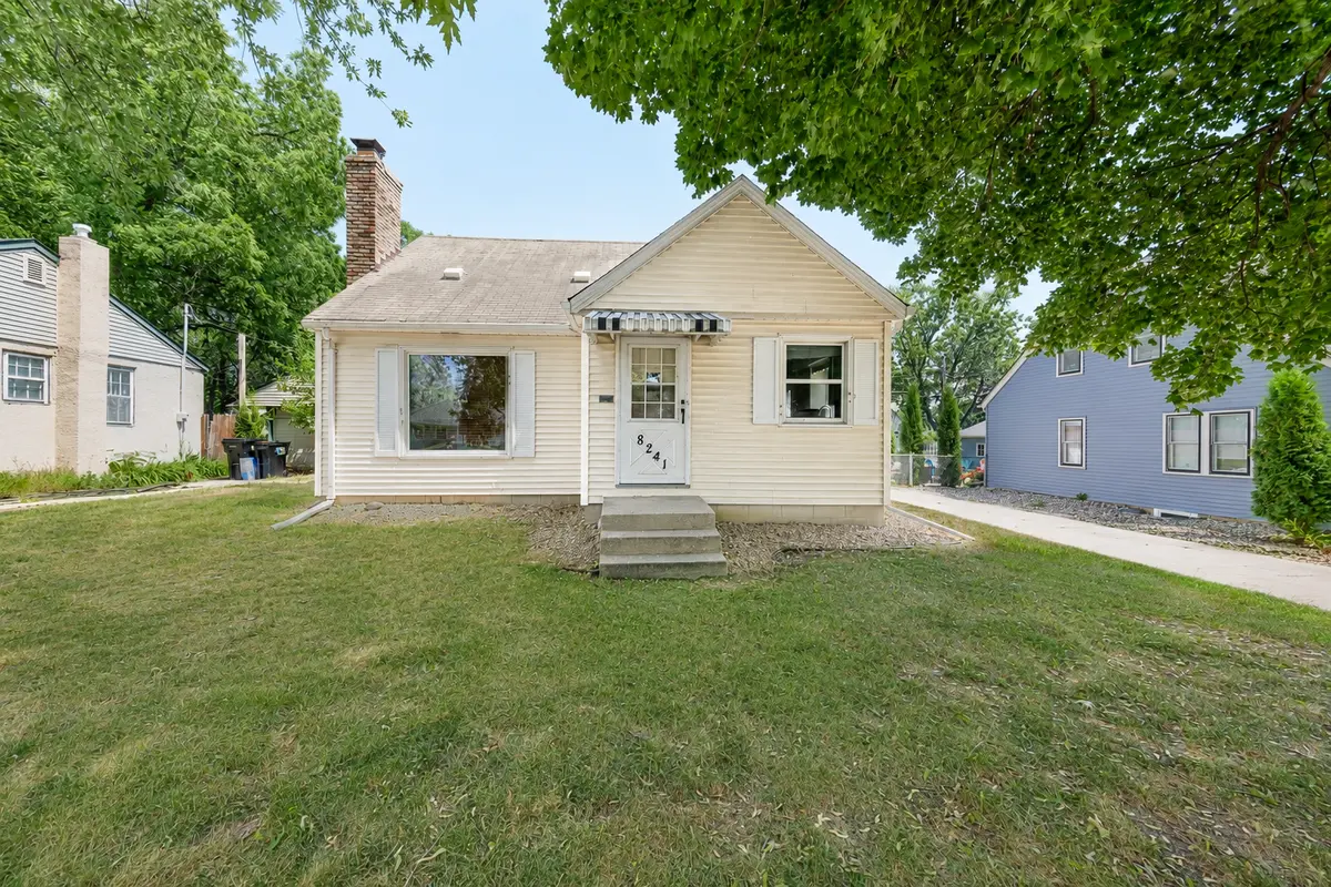 8241 Wentworth AVE S, Bloomington, MN 55420