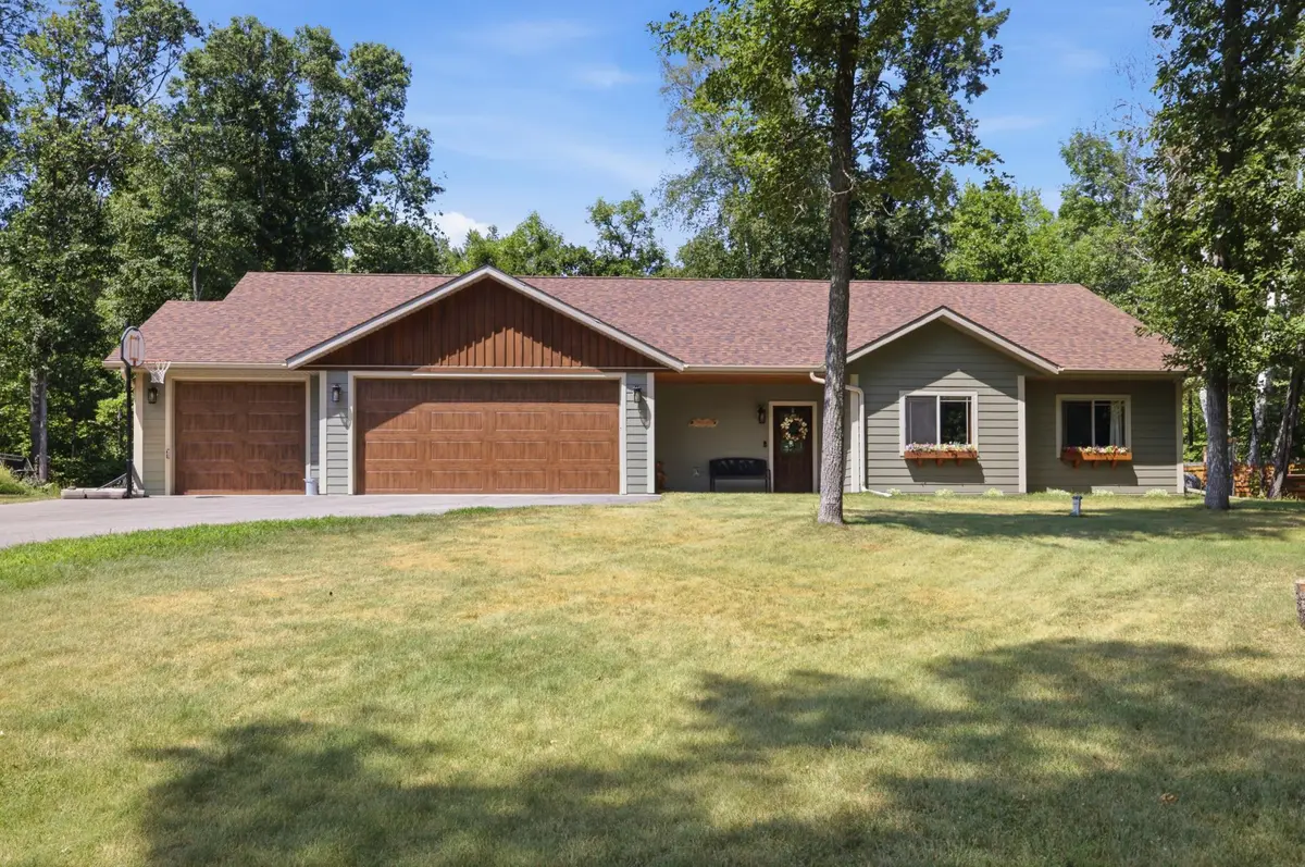8356 Flower TRL, Breezy Point, MN 56472