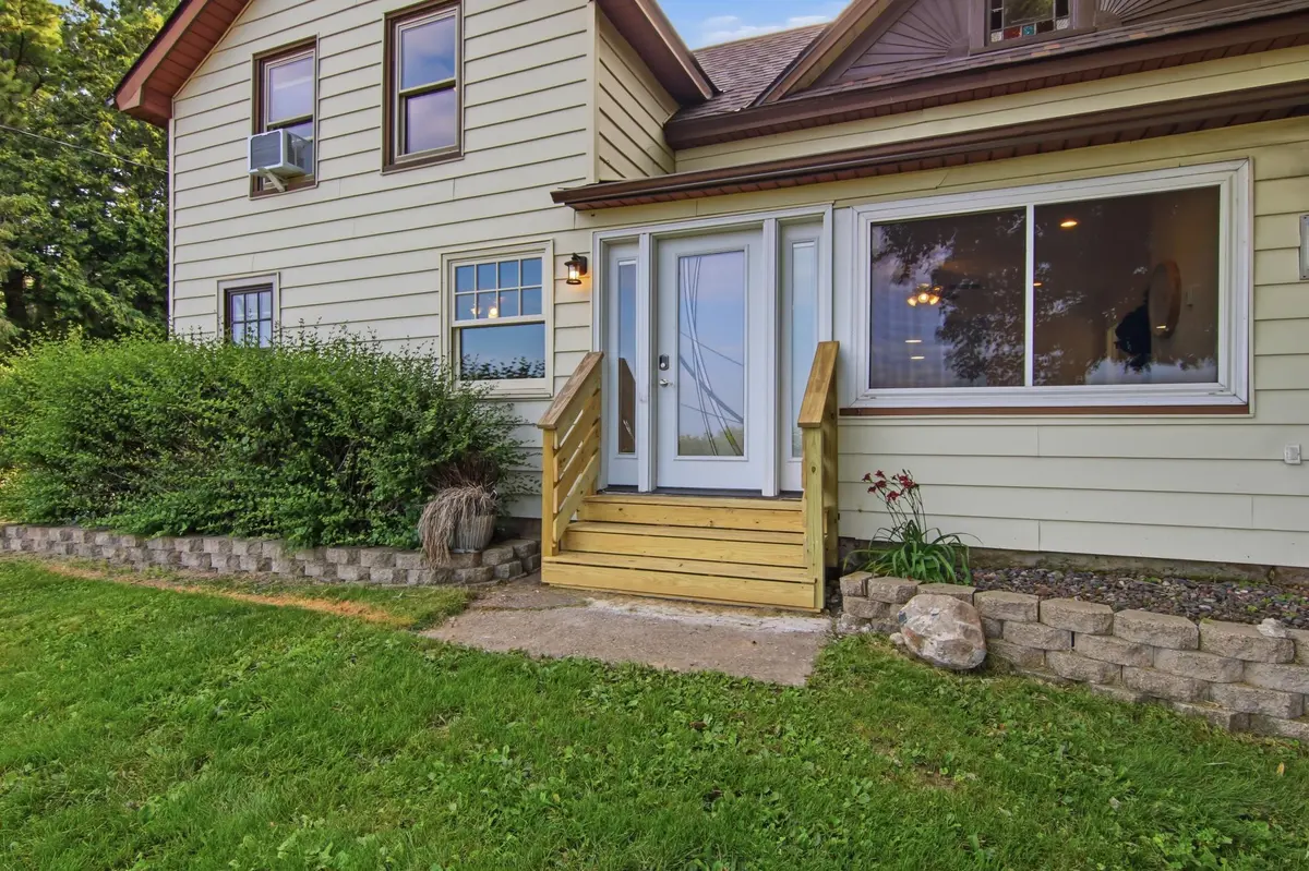 939 US Highway 63, Baldwin, WI 54002
