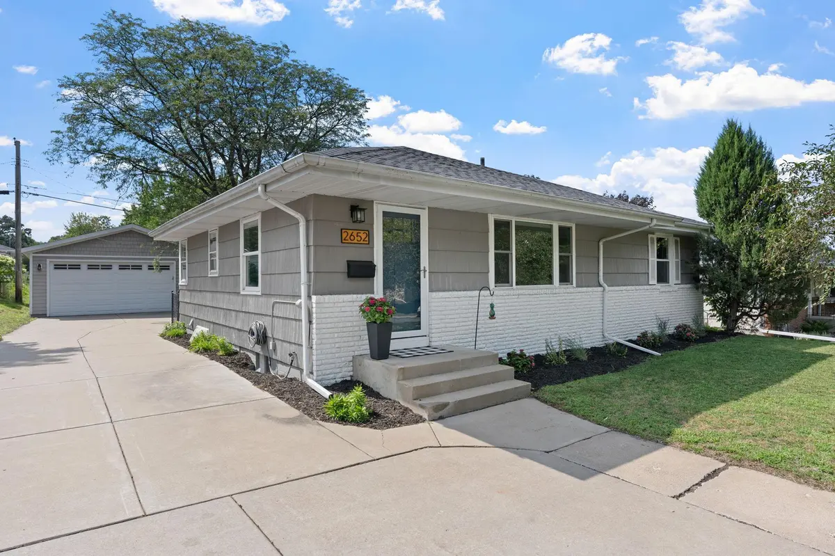 2652 Florida AVE S, Saint Louis Park, MN 55426
