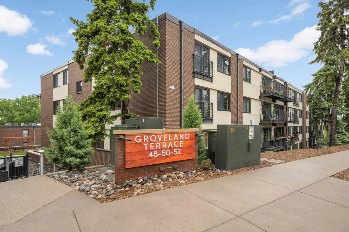 48 Groveland TER #B206, Minneapolis, MN 55403
