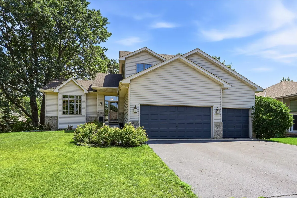 15921 Xeon ST NW, Andover, MN 55304