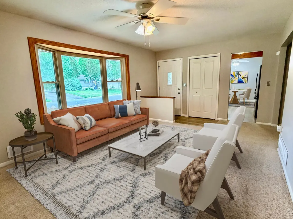 8001 Edgewood AVE N, Brooklyn Park, MN 55445