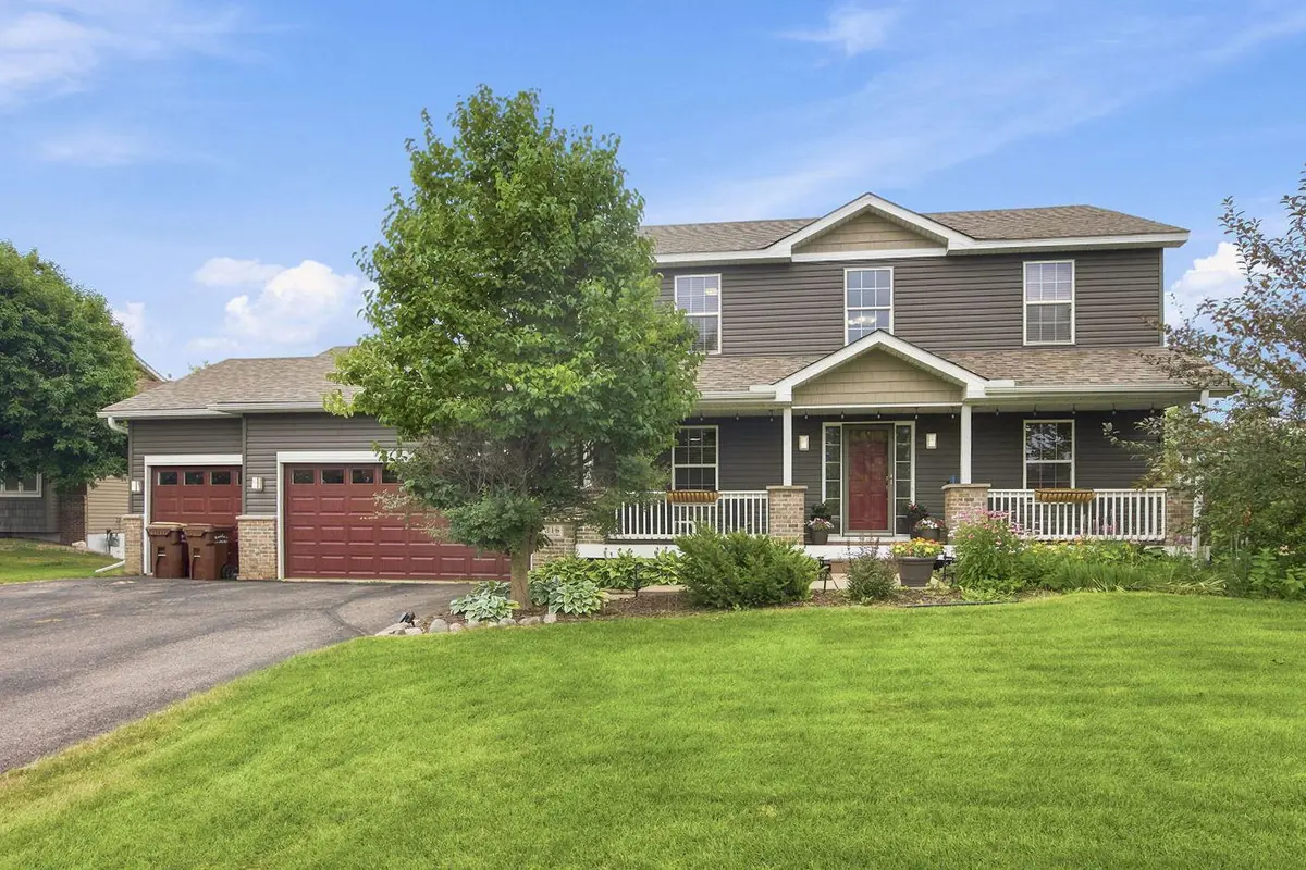 316 Arnica DR, Watertown, MN 55388