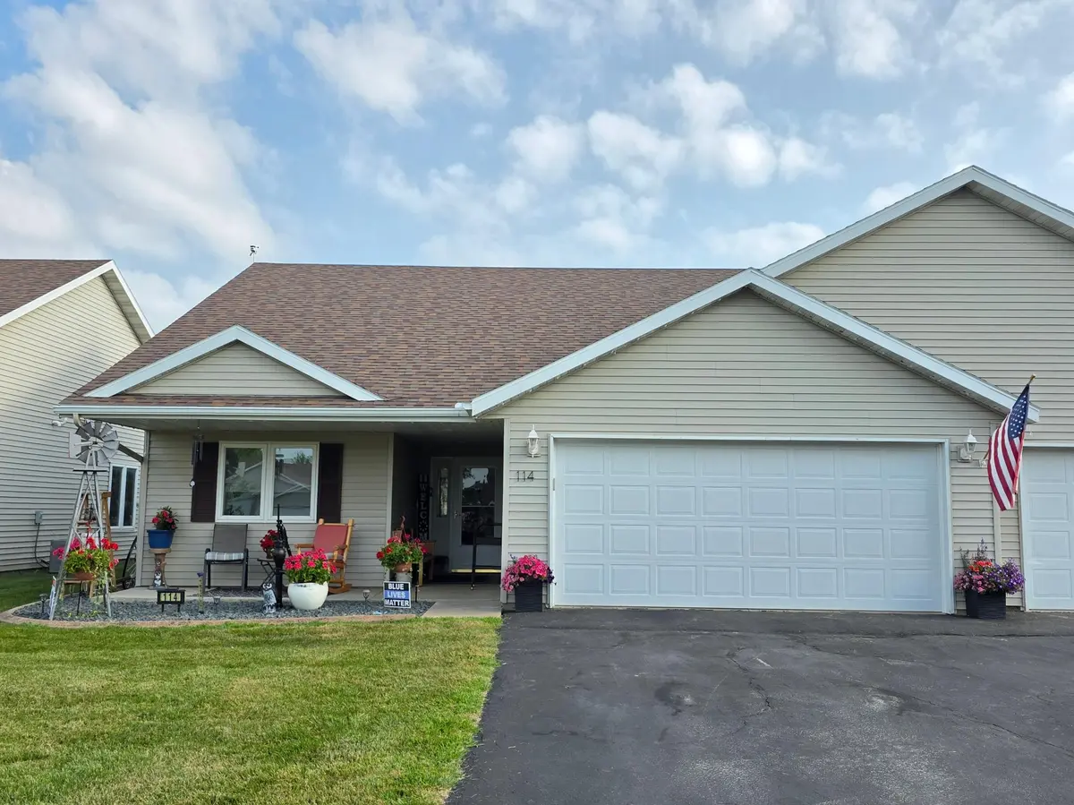 114 6th AVE NE, Elgin, MN 55932