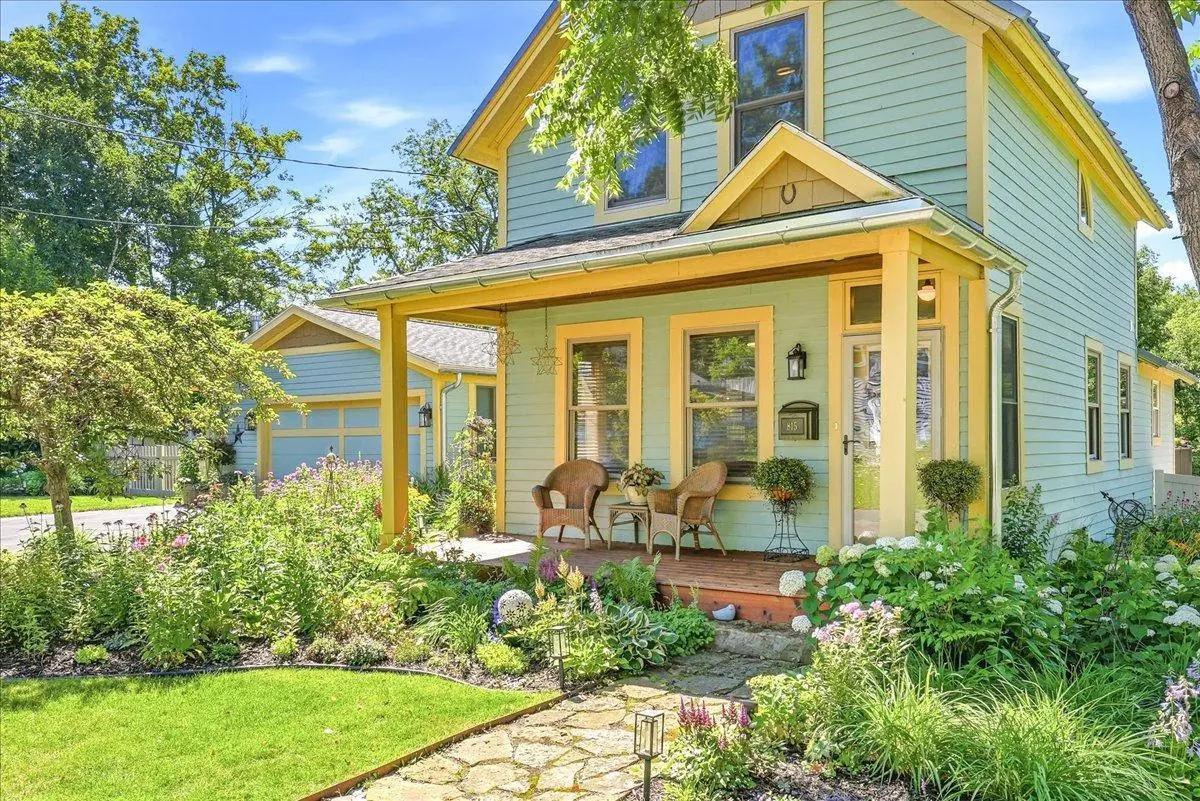 815 Maple ST W, Stillwater, MN 55082