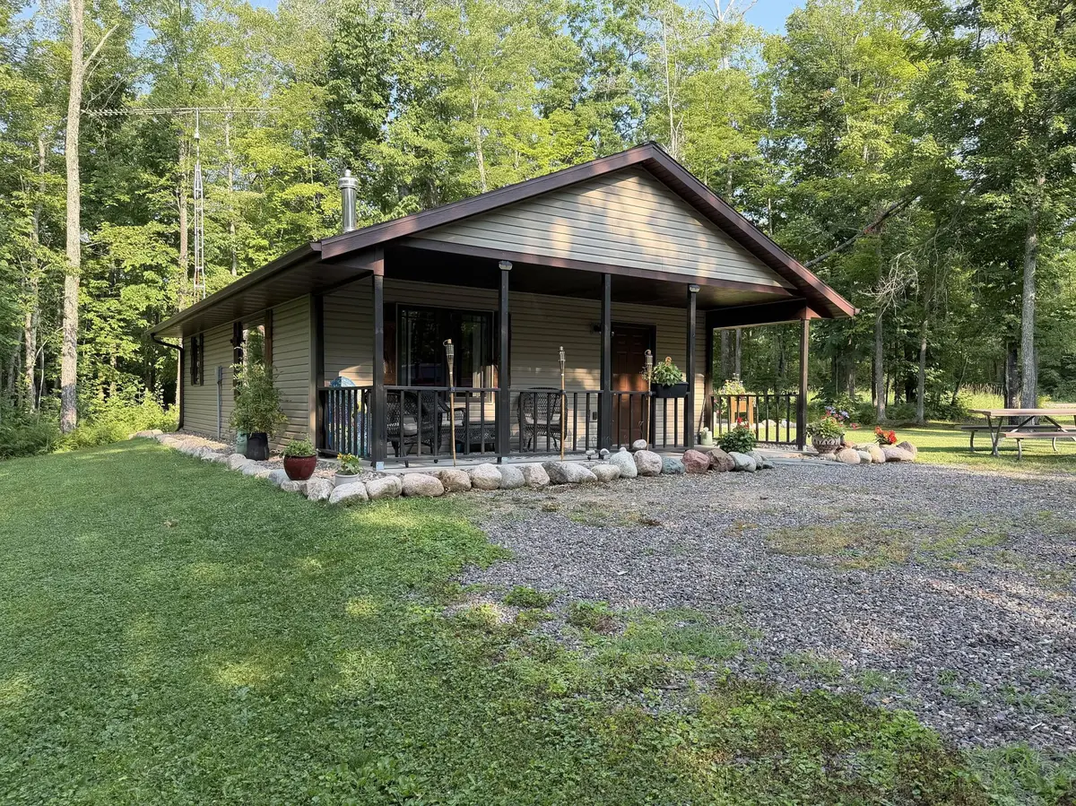 W9527 Mile RD, Ladysmith, WI 54848
