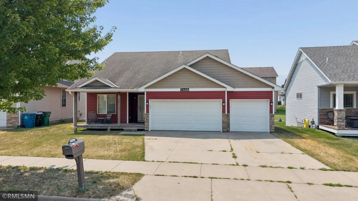 7688 147th LN NW, Anoka, MN 55303