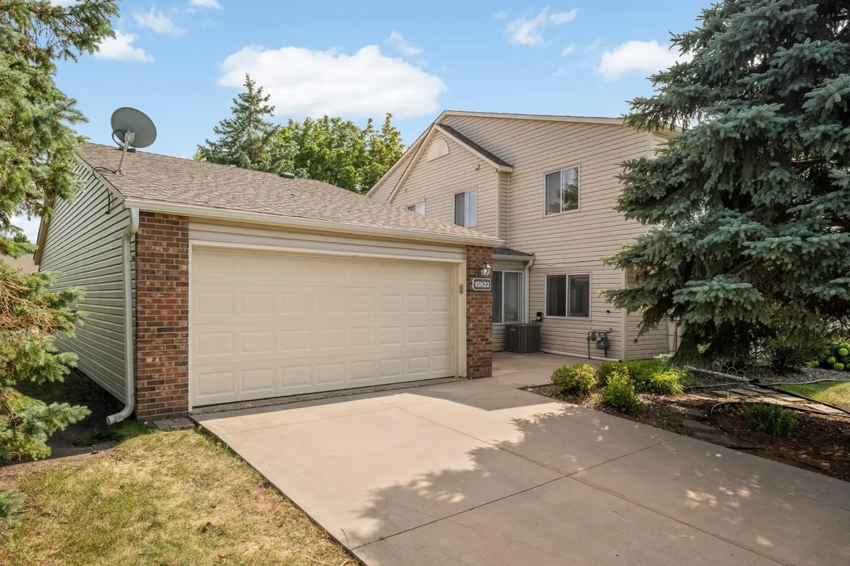 15822 Griffon PATH, Apple Valley, MN 55124
