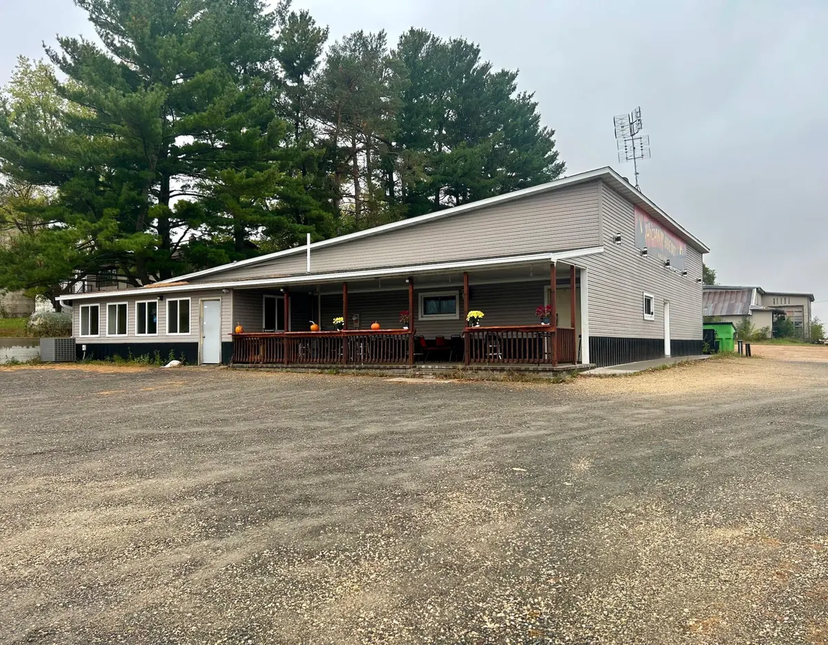 2697 State Road 64, Emerald, WI 54013
