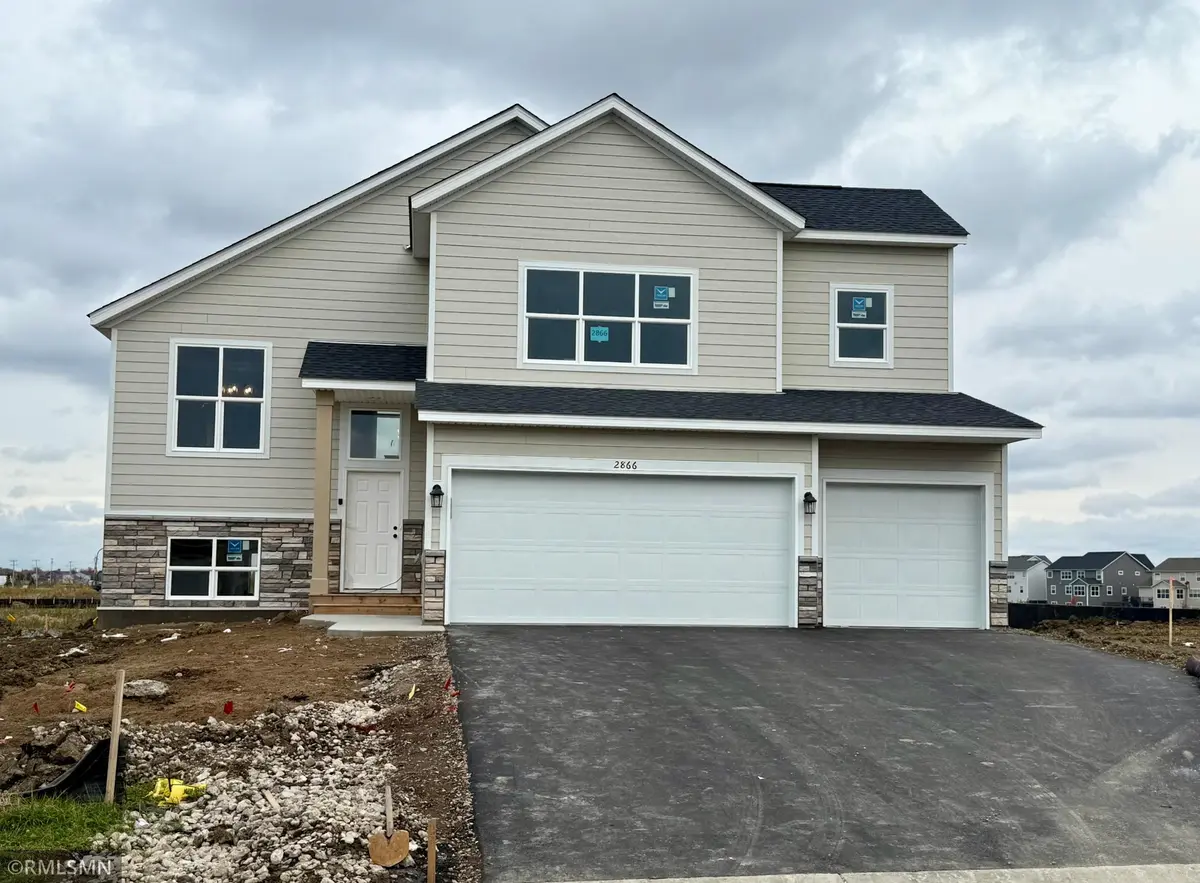 19099 Goodhue ST NE, East Bethel, MN 55011
