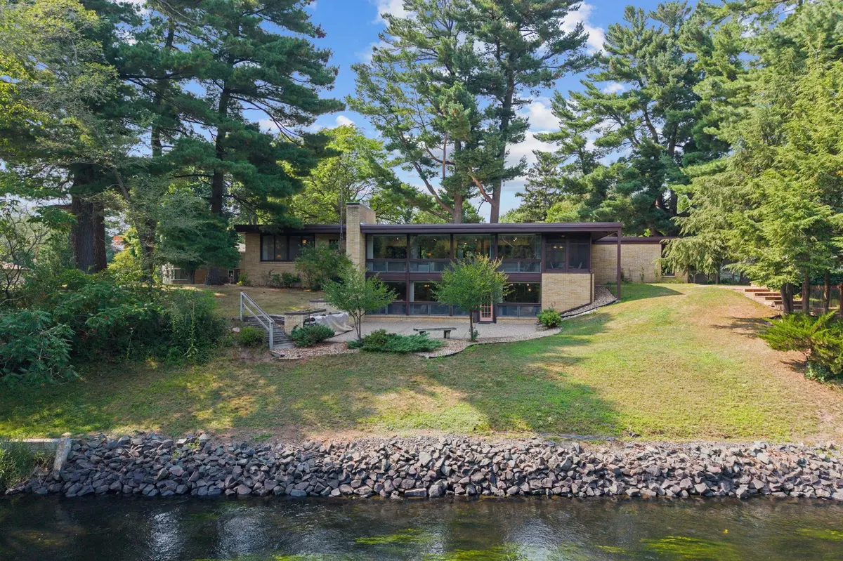 519 Birchwood AVE, Amery, WI 54001