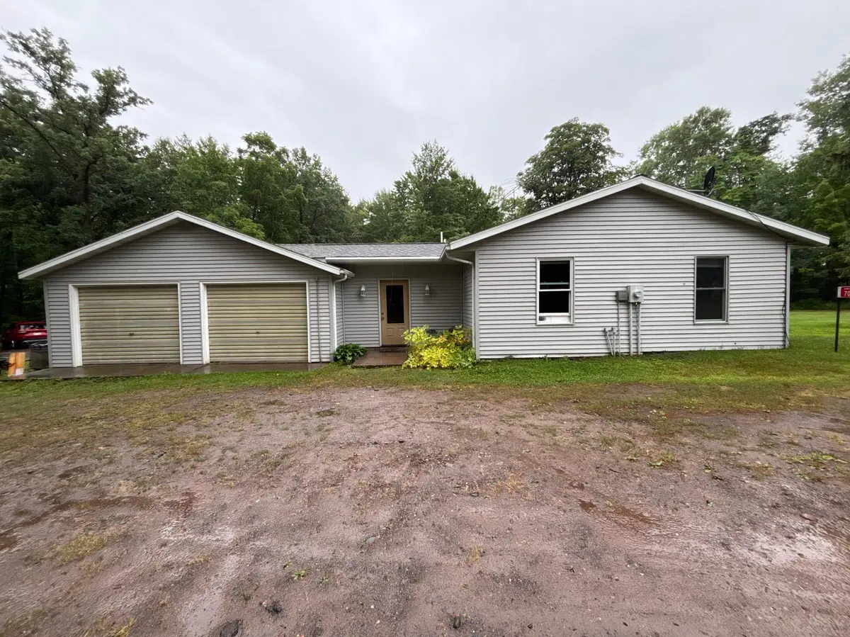 7044 Godfrey Lake RD, Siren, WI 54872