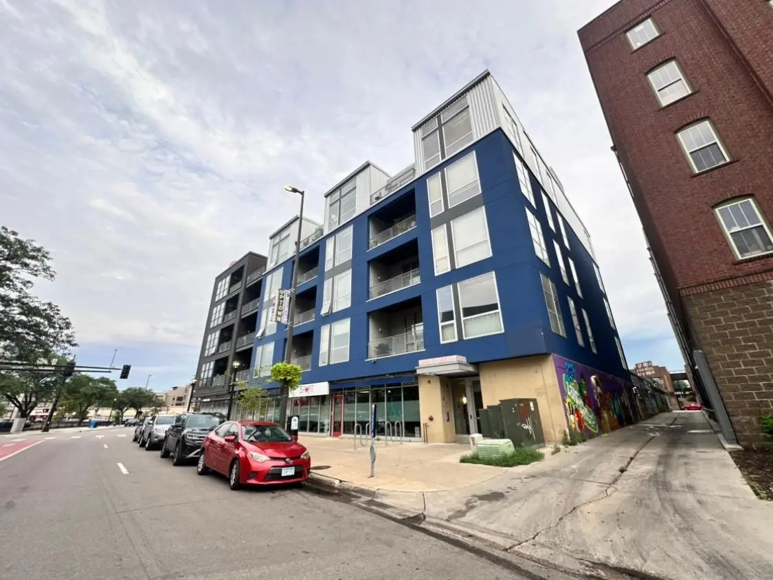 1211 Lagoon AVE #405, Minneapolis, MN 55408