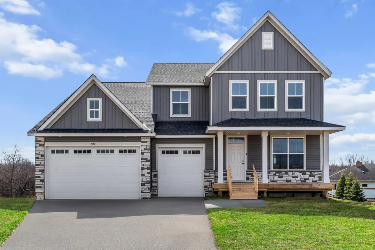 10896 165th AVE NW, Elk River, MN 55330